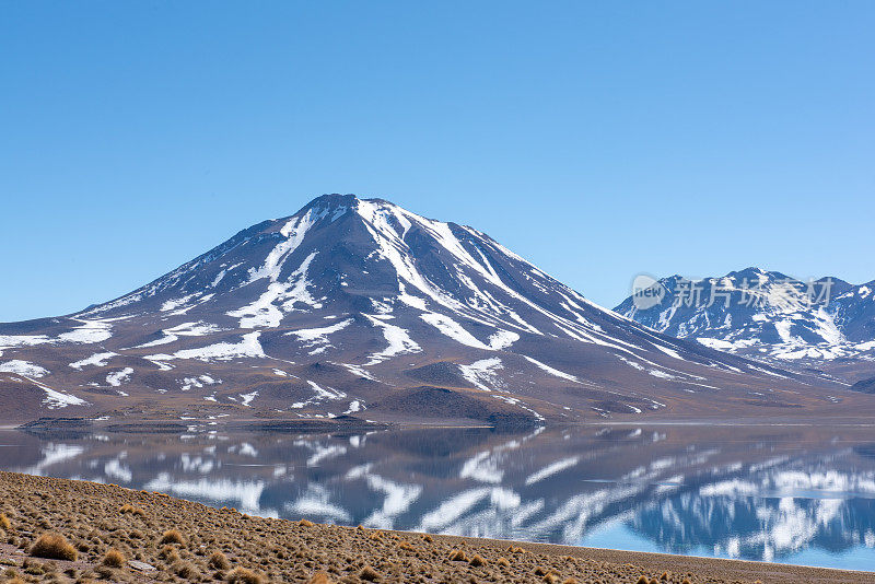 智利安托万法加斯塔地区的圣佩德罗・德・阿塔卡马(Lagunas Miscanti和迷你)